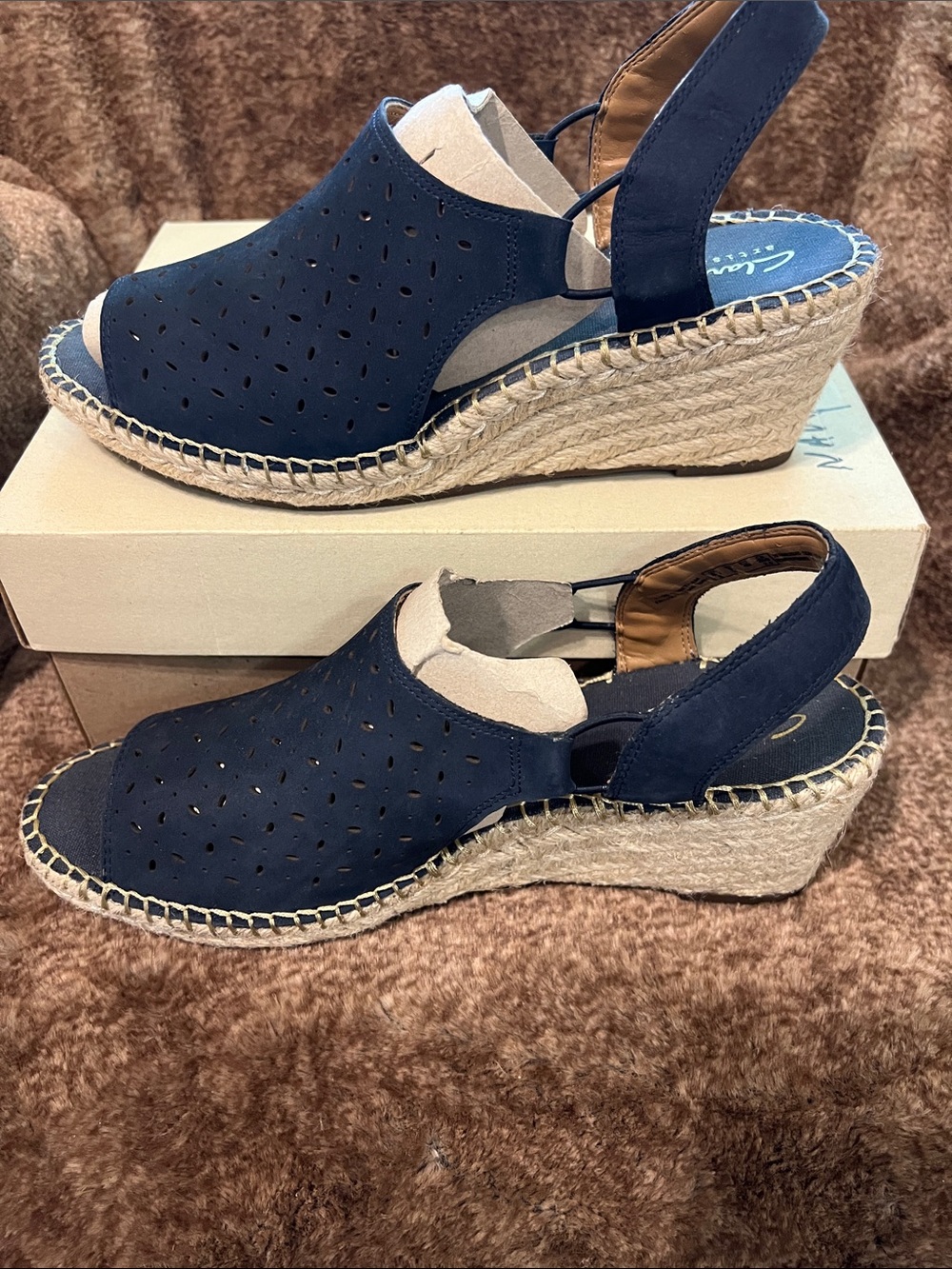 9W Navy Peep-Toe Espadrille Wedge Sandals 2 1/2 inch heel